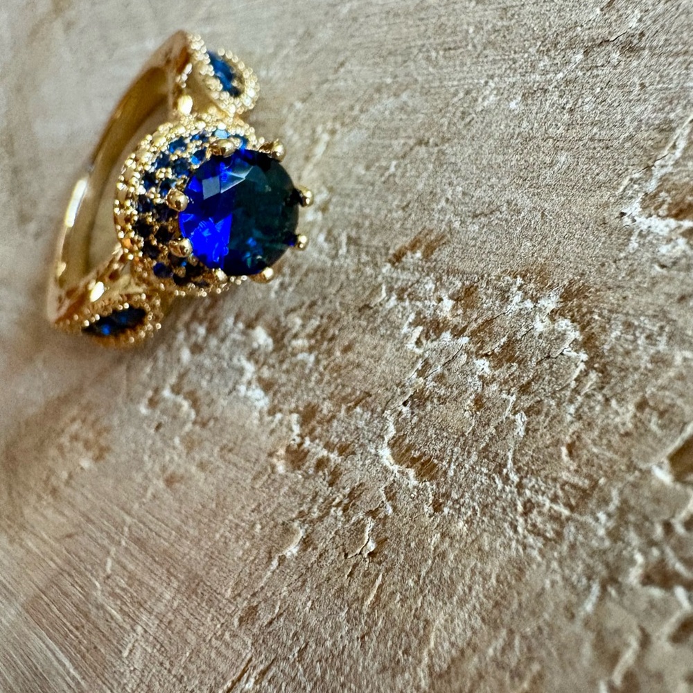Vintage Austrian Strass Cocktail Ring in Gold Vermeil Ring Size 8